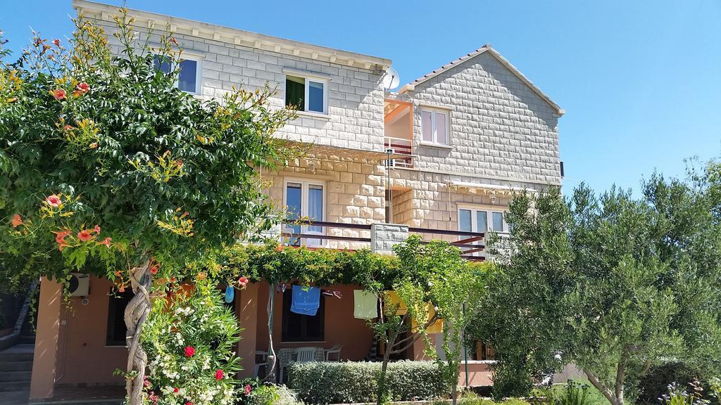 Apartments Sunce لومباردا المظهر الخارجي الصورة